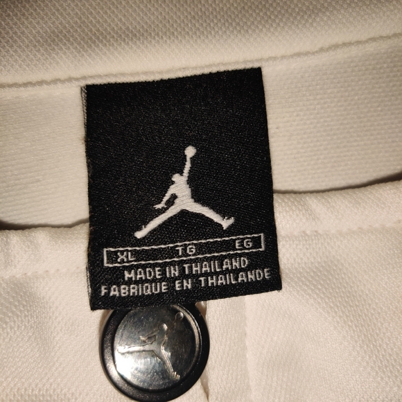 Flawless vintage Jordan jacket women's XL white black and gold new without tags - Picture 3 of 6